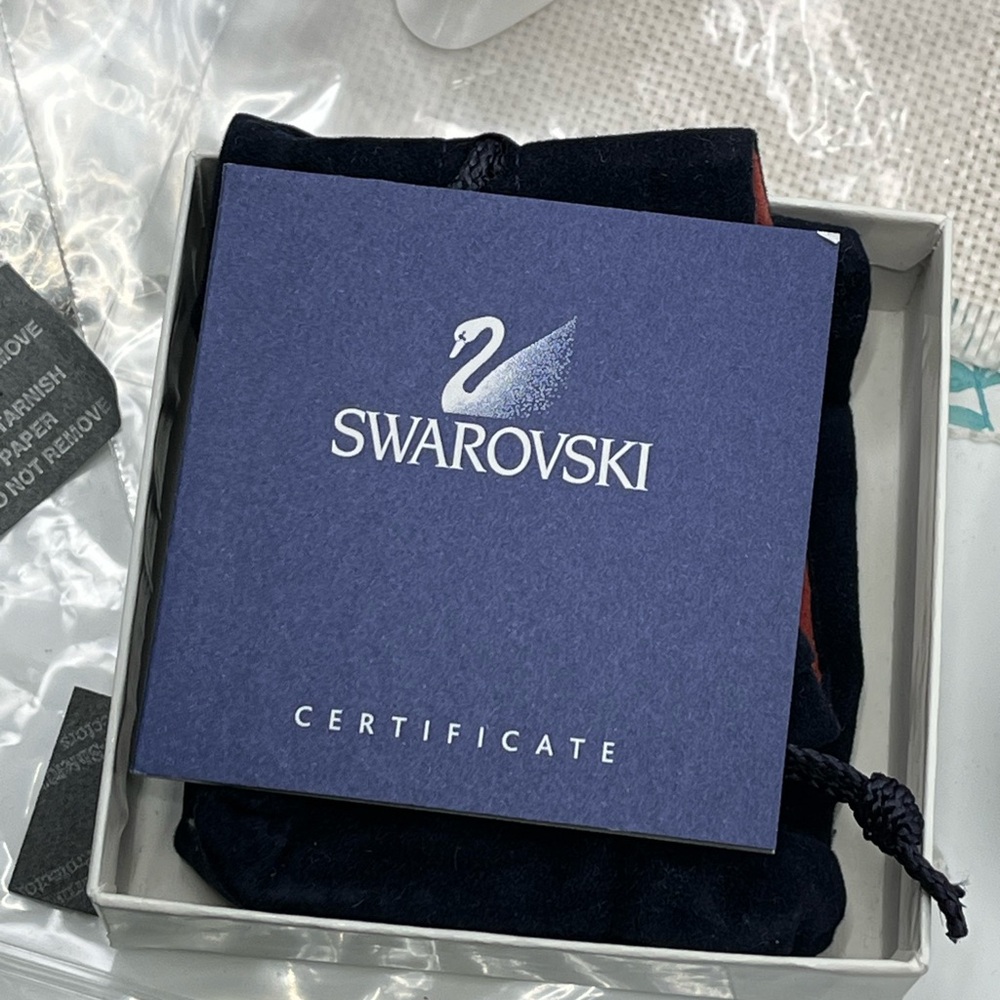 Genuine Vintage Swarovski 14-16” Adjustable Necklace with Original Box - Picture 4 of 13